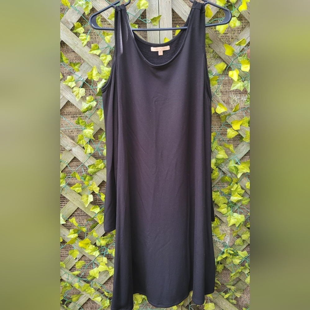 Gibson Latimer Black Cold Shoulder Long Sleeve